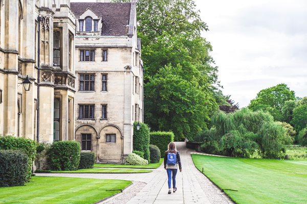 Investing in Buy-to-Let Properties in University Towns: A Strategic Guide